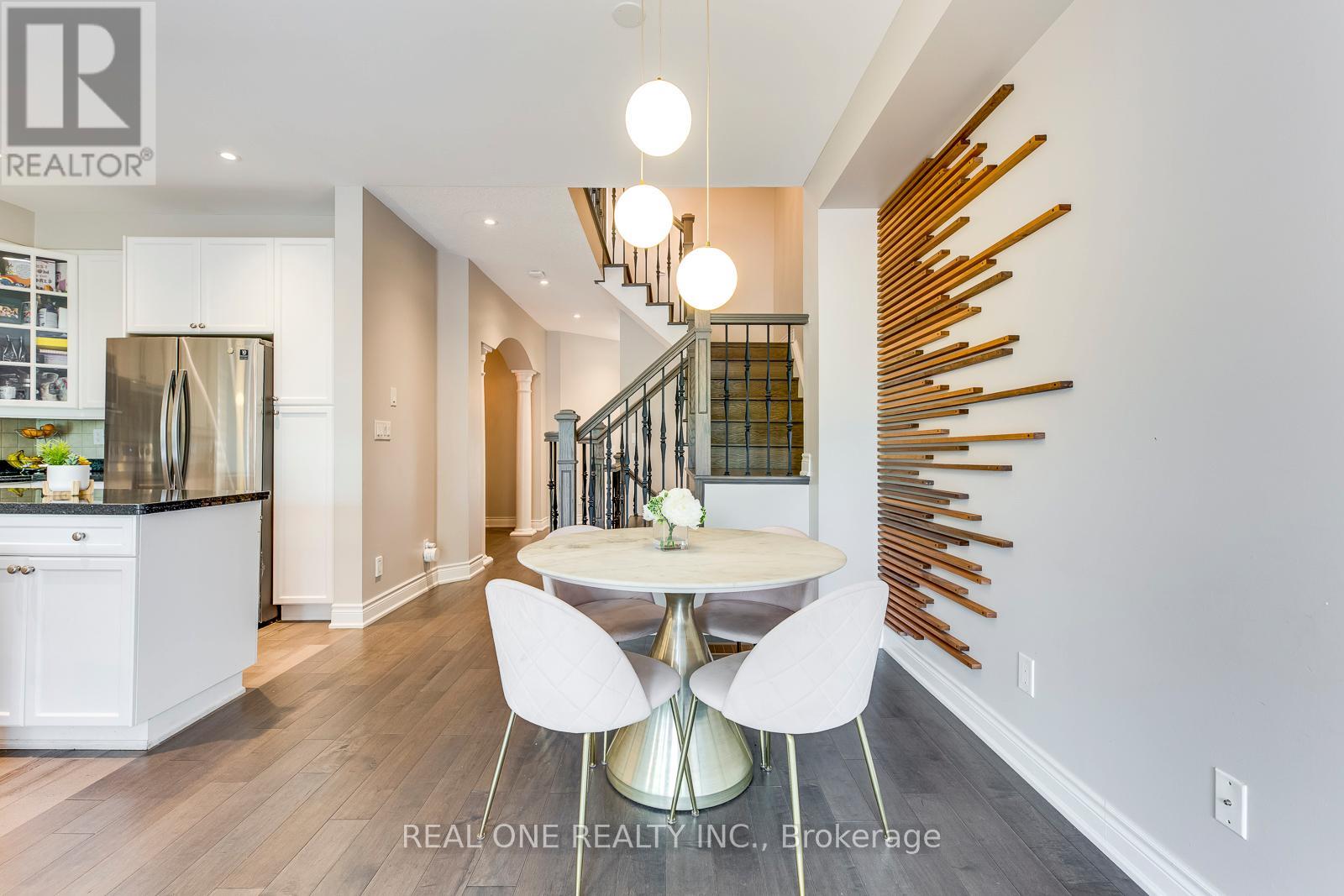 2379 Wasaga Drive, Oakville (Jc Joshua Creek), Ontario  L6H 0B7 - Photo 13 - W12929132