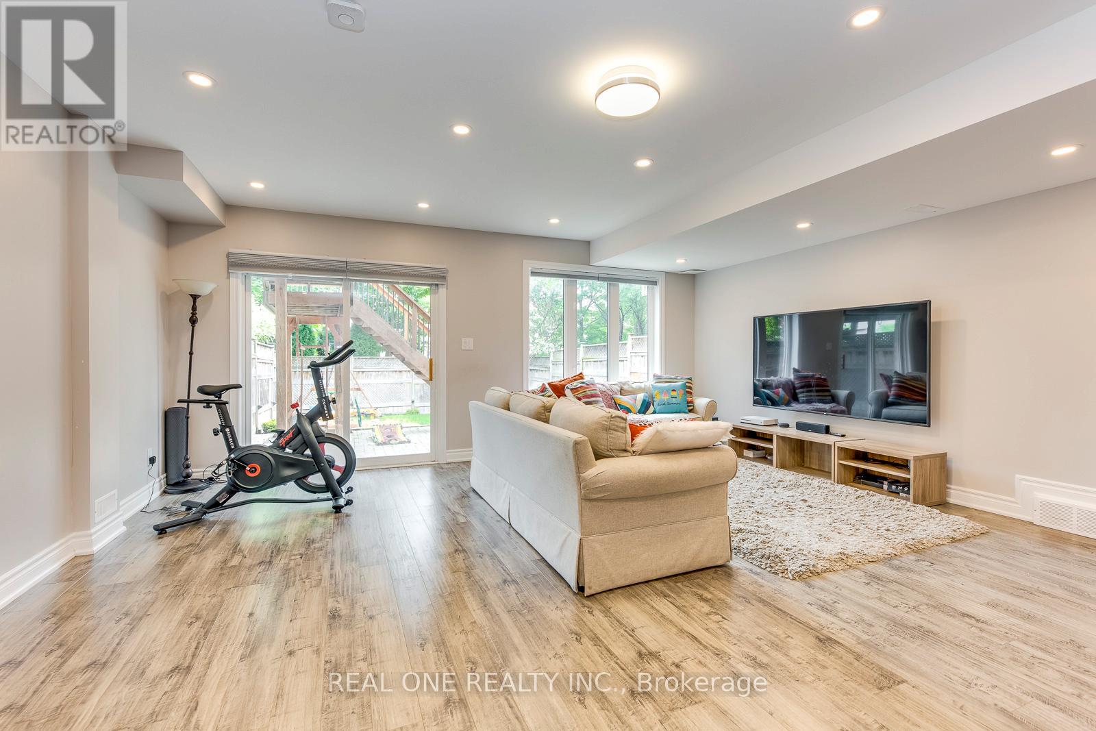 2379 Wasaga Drive, Oakville (Jc Joshua Creek), Ontario  L6H 0B7 - Photo 35 - W12929132