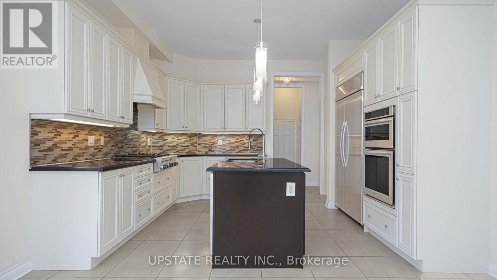 23 Dalmeny Drive, Brampton (Credit Valley), Ontario  L6X 0X3 - Photo 16 - W12929154