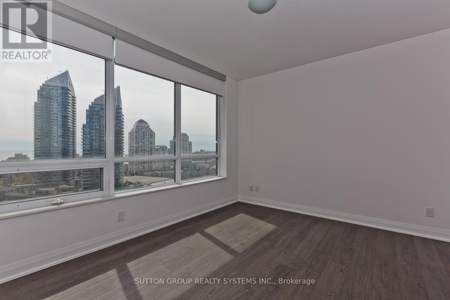 1410 - 36 Park Lawn Road, Toronto (Mimico), Ontario  M8Y 0C1 - Photo 9 - W12929212