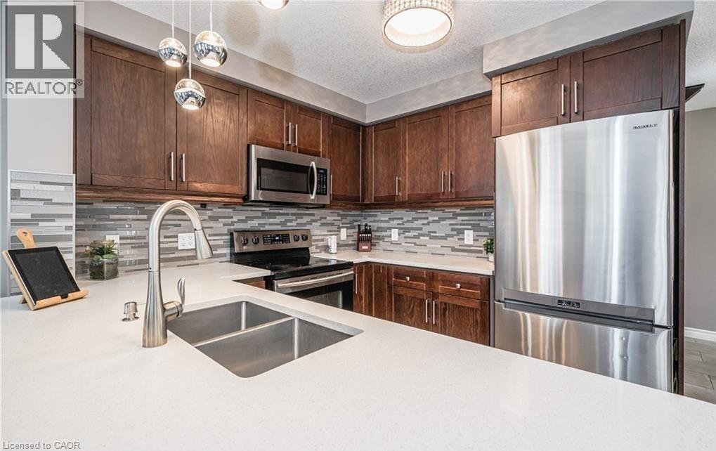 25 Machado Street, Kitchener, Ontario  N2R 0C1 - Photo 11 - 40815011