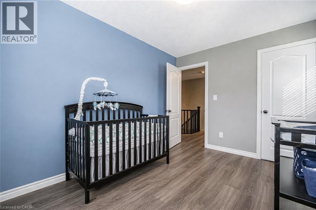 25 Machado Street, Kitchener, Ontario  N2R 0C1 - Photo 18 - 40815011