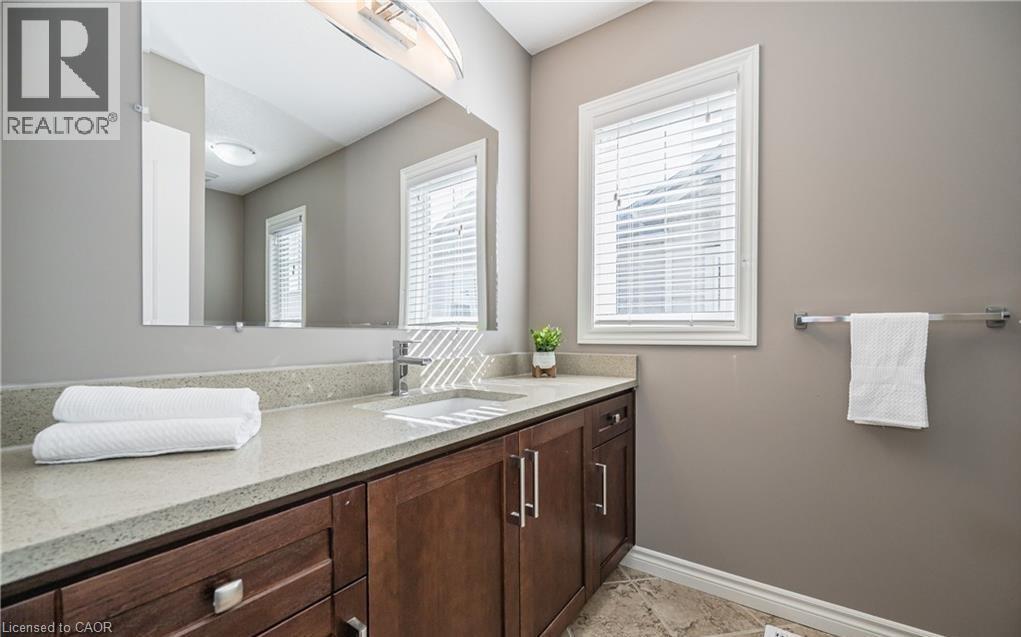 25 Machado Street, Kitchener, Ontario  N2R 0C1 - Photo 21 - 40815011