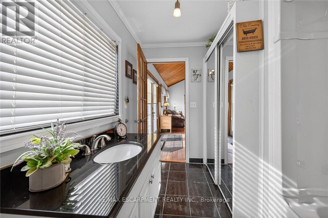 277 Blue Water Parkway, Haldimand, Ontario  N0A 1P0 - Photo 27 - X12929092