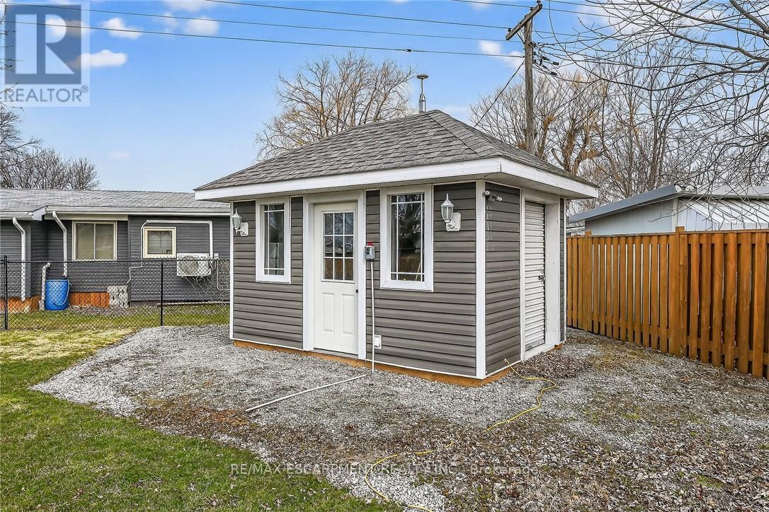 277 Blue Water Parkway, Haldimand, Ontario  N0A 1P0 - Photo 39 - X12929092