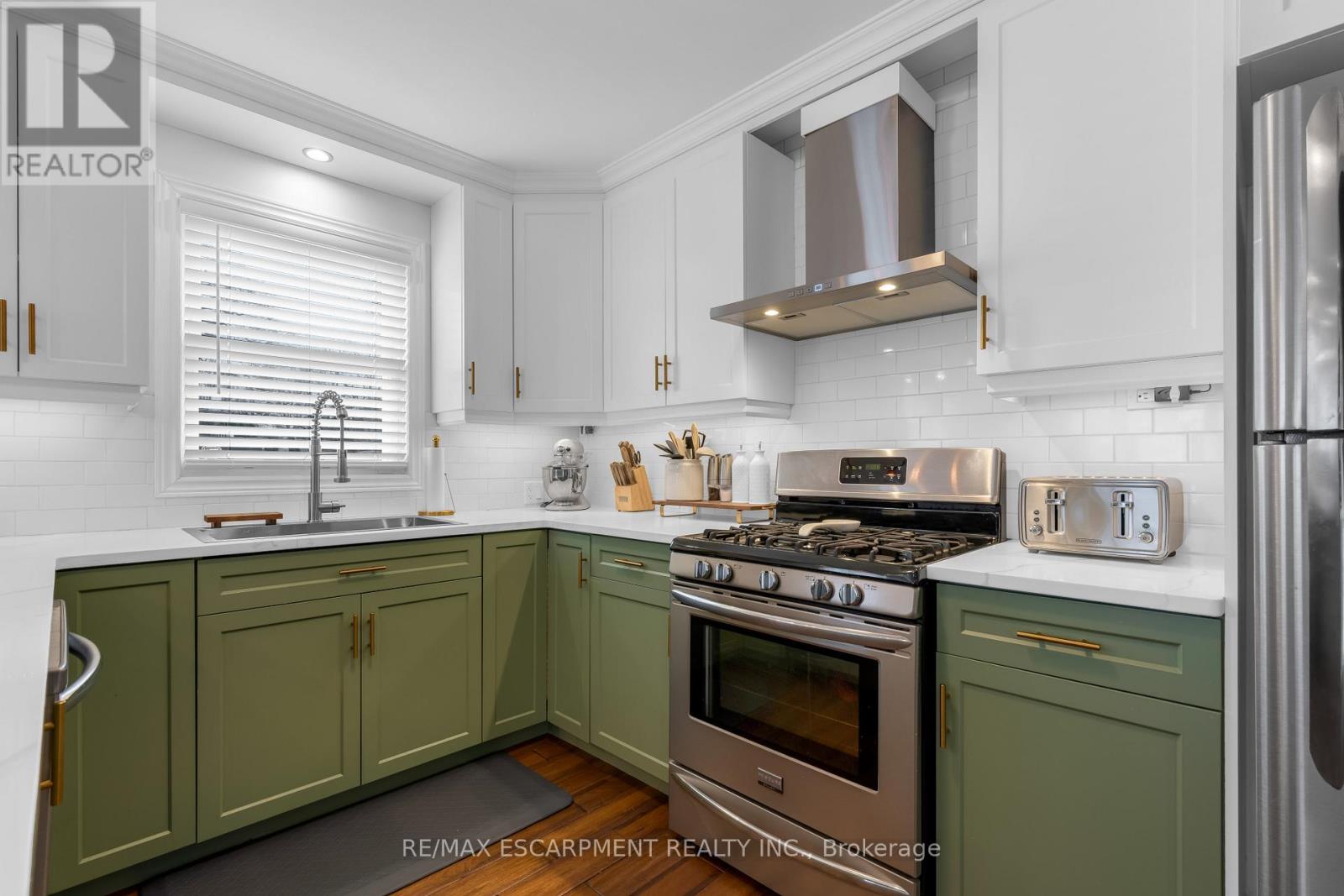 303 Nelson Street, Brantford, Ontario  N3S 4C9 - Photo 12 - X12929094