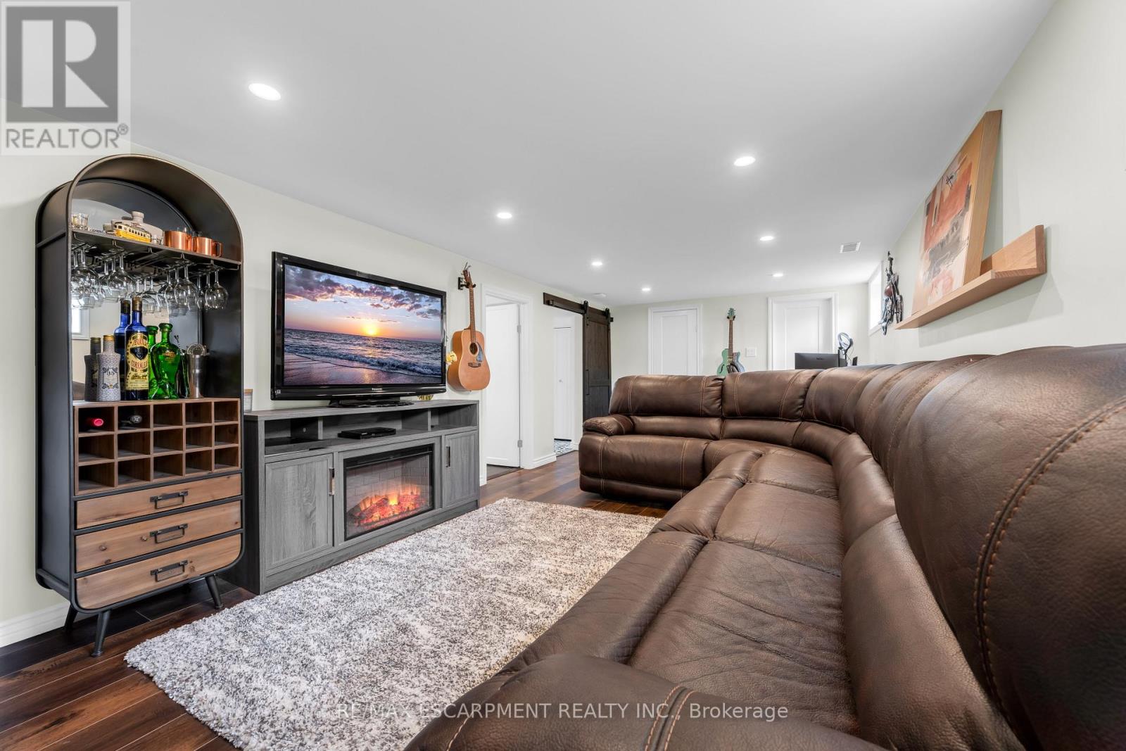 303 Nelson Street, Brantford, Ontario  N3S 4C9 - Photo 32 - X12929094