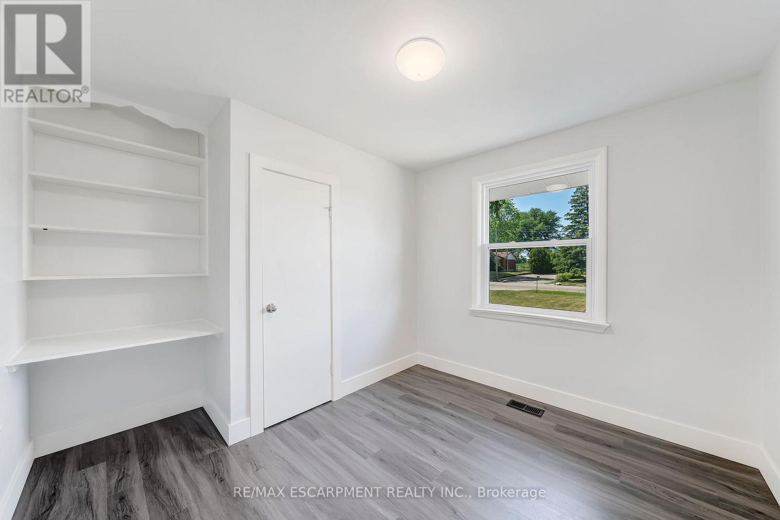 167 Miles Road, Hamilton, Ontario  L8W 1E2 - Photo 13 - X12929178