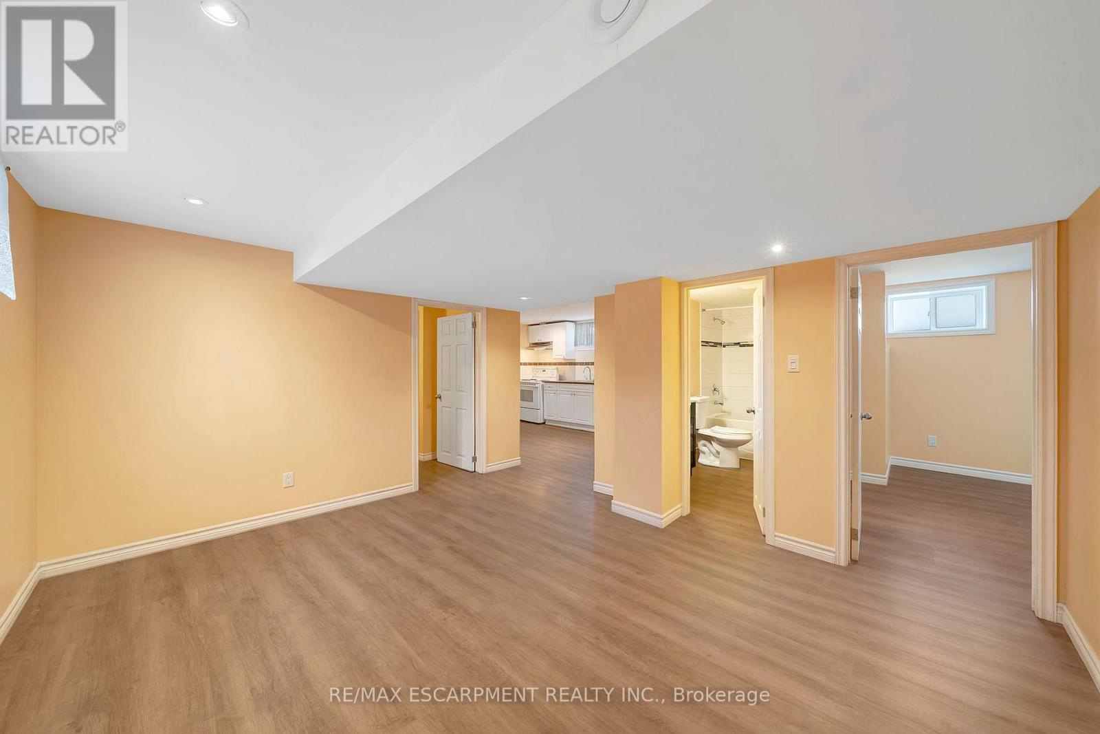 167 Miles Road, Hamilton, Ontario  L8W 1E2 - Photo 20 - X12929178