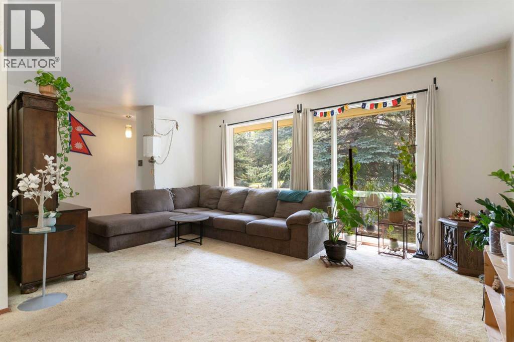 125 Rainbow Avenue, Banff, Alberta  T1L 1A1 - Photo 24 - A2249719