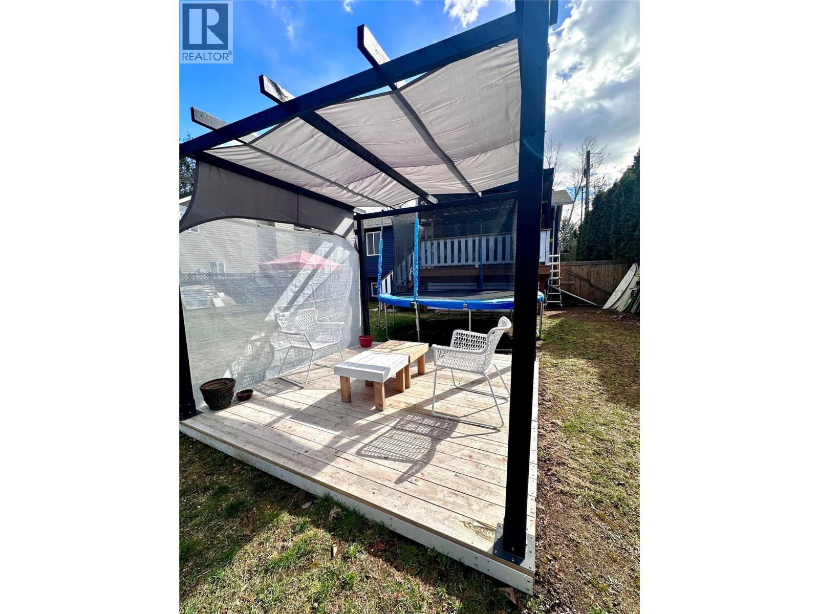 1359 Grosvenor Place, Castlegar, British Columbia  V1N 3X8 - Photo 53 - 10370880