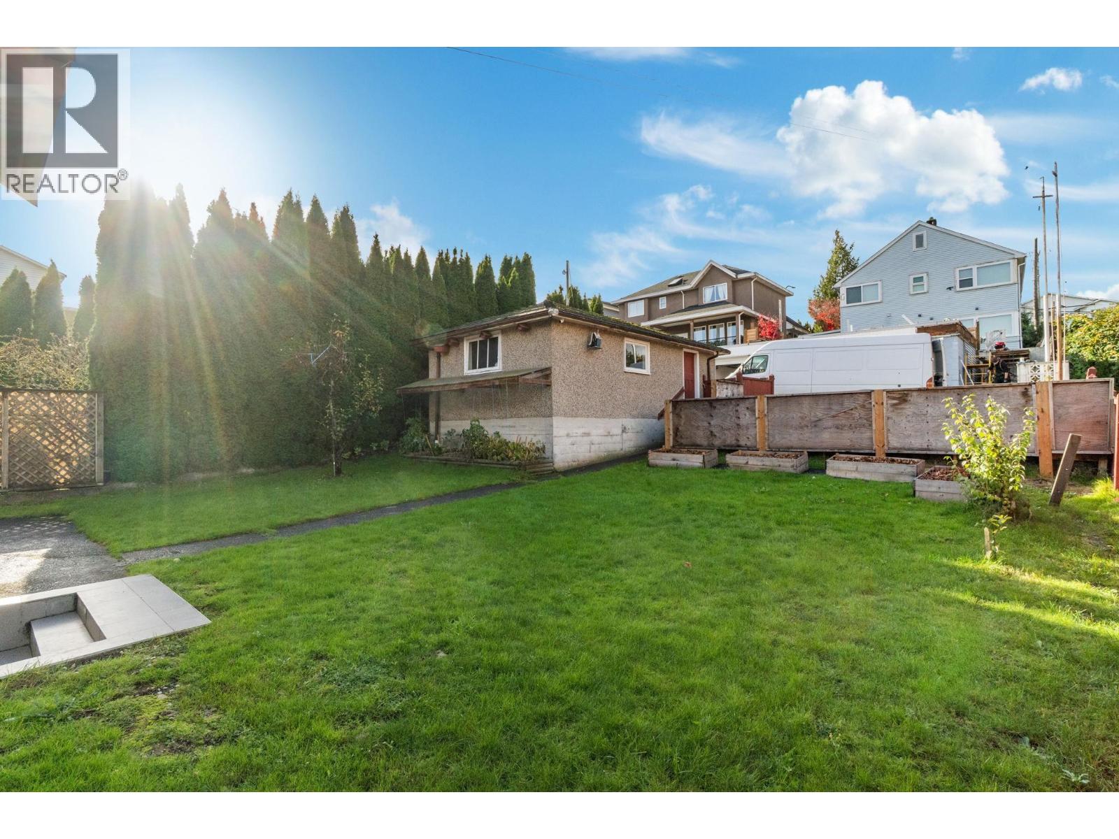 523 Kelly Street, New Westminster, British Columbia  V3L 3V1 - Photo 11 - R3103518