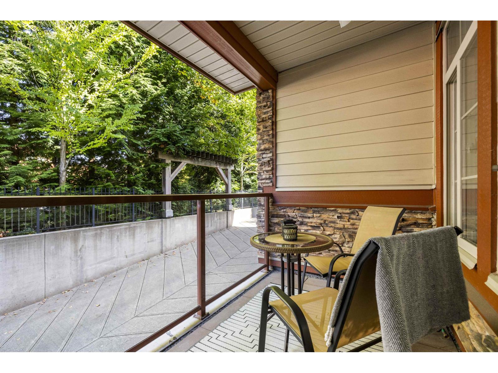 111 3355 Rosemary Heights Drive, Surrey, British Columbia  V3Z 2H5 - Photo 28 - R3098052