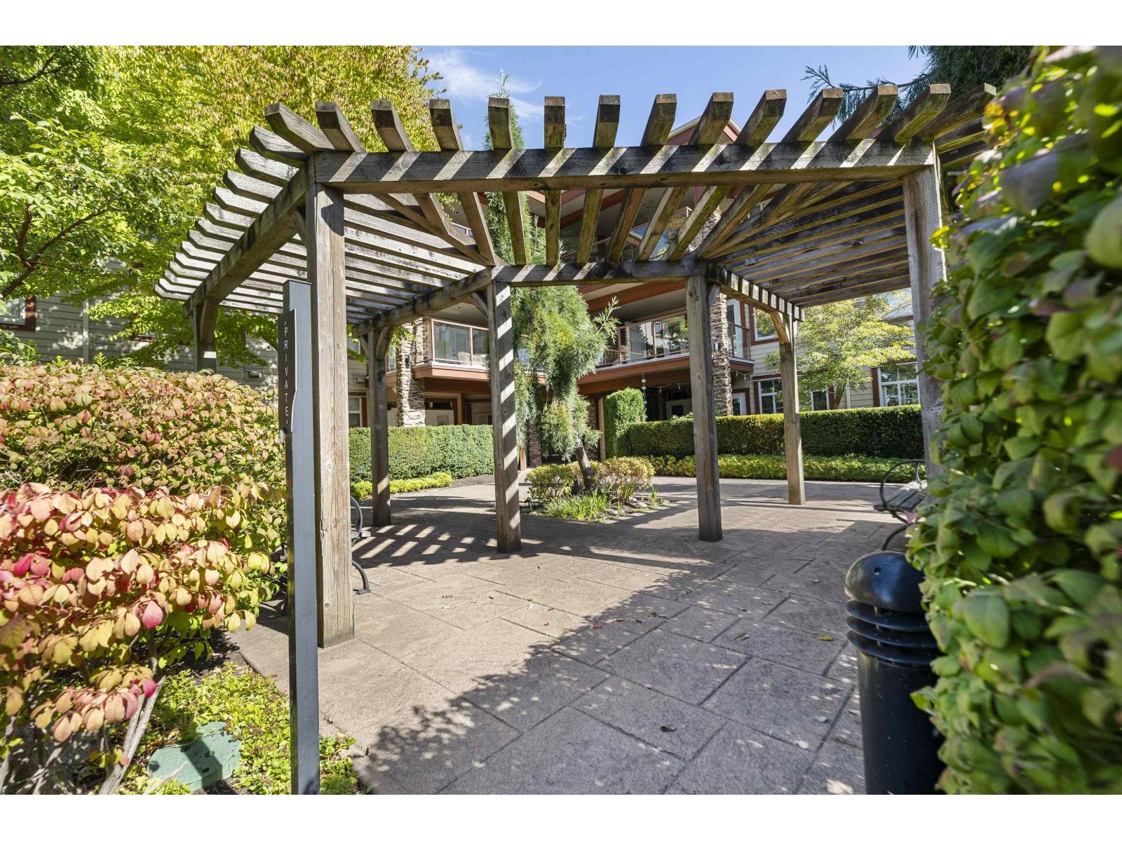 111 3355 Rosemary Heights Drive, Surrey, British Columbia  V3Z 2H5 - Photo 32 - R3098052