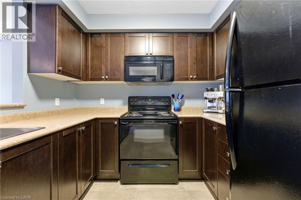 955 Zeller Crescent, Kitchener, Ontario  N2A 0C9 - Photo 8 - 40814193