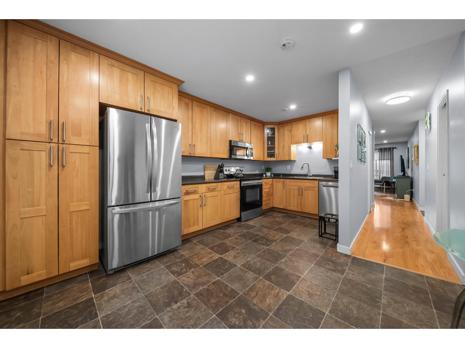 2731 Sandon Drive, Abbotsford, British Columbia  V2S 7J3 - Photo 8 - R3097811