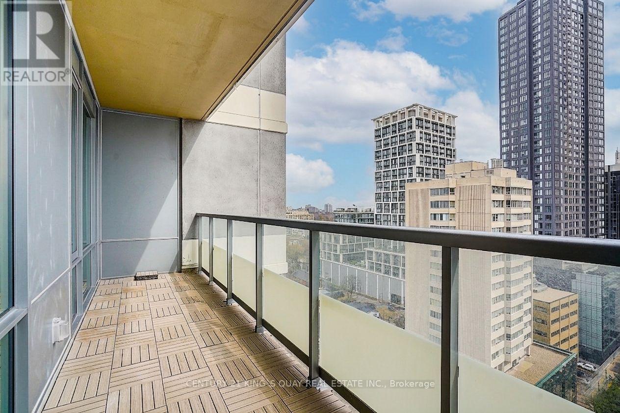 1810 - 25 Holly Street, Toronto, Ontario  M4S 0E3 - Photo 17 - C12924694