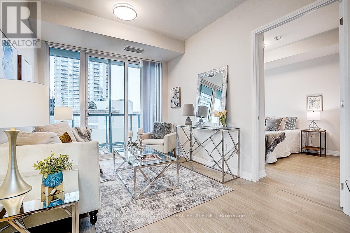 1810 - 25 Holly Street, Toronto, Ontario  M4S 0E3 - Photo 37 - C12924694