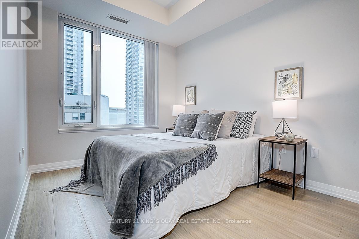 1810 - 25 Holly Street, Toronto, Ontario  M4S 0E3 - Photo 43 - C12924694