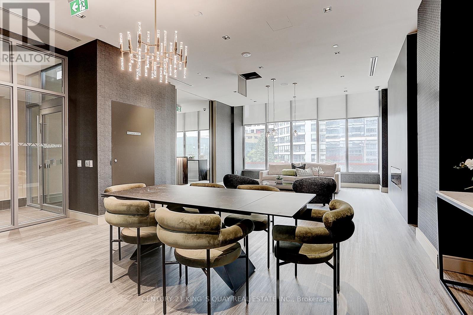 1810 - 25 Holly Street, Toronto, Ontario  M4S 0E3 - Photo 6 - C12924694