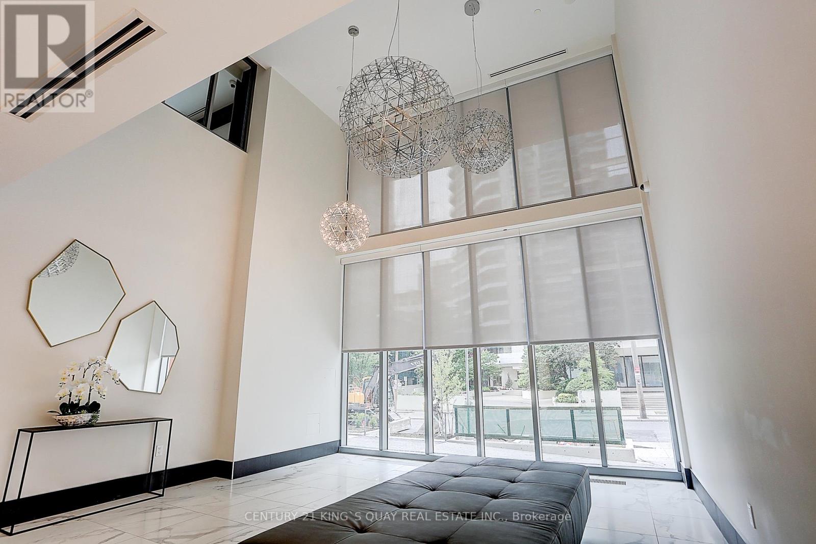 1810 - 25 Holly Street, Toronto, Ontario  M4S 0E3 - Photo 5 - C12924694