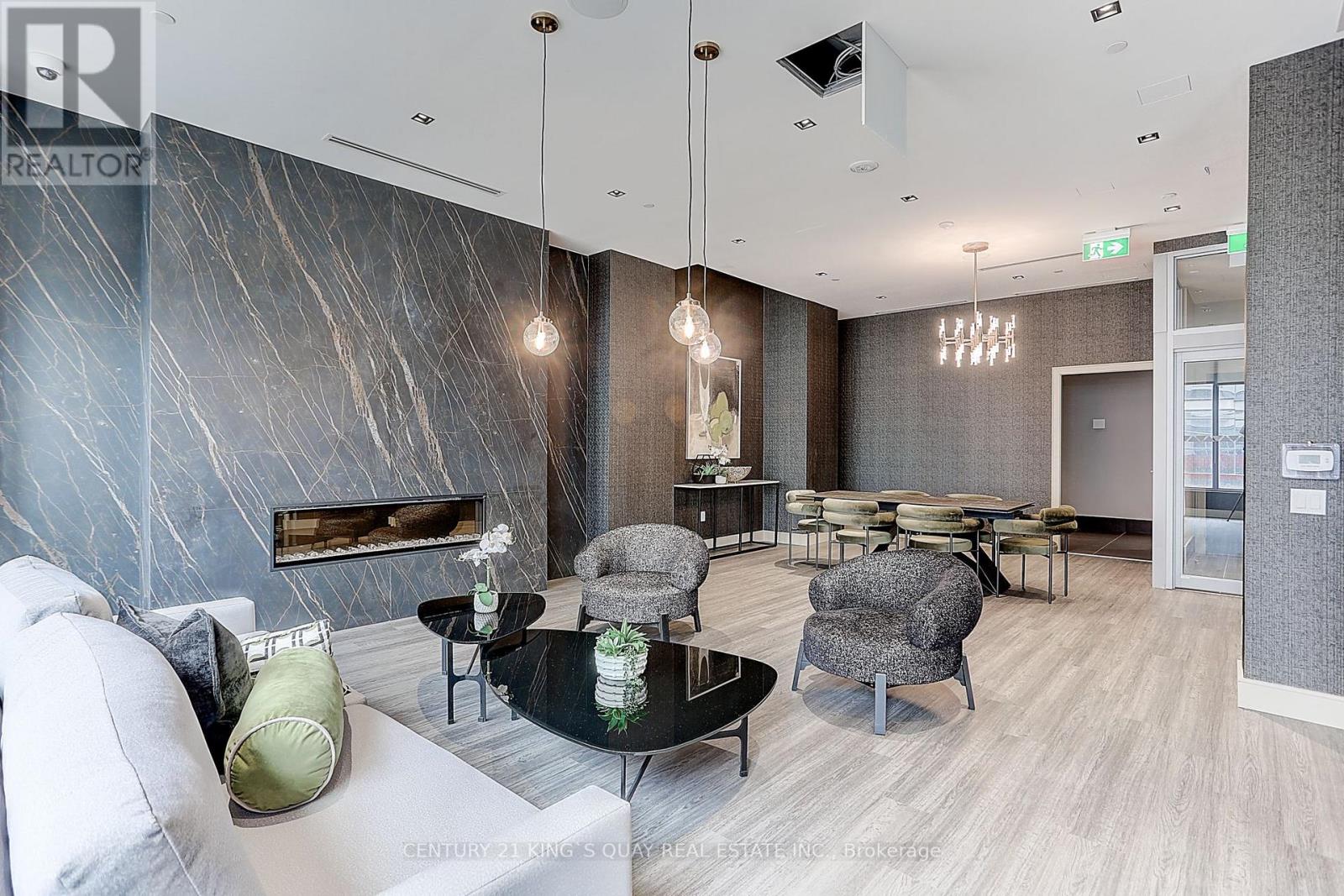 1810 - 25 Holly Street, Toronto, Ontario  M4S 0E3 - Photo 8 - C12924694