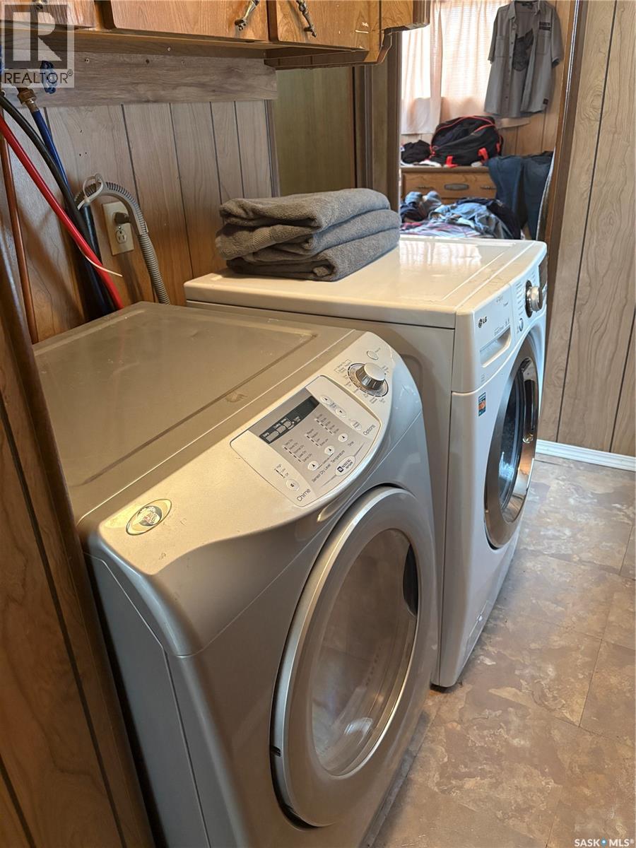 713 Mann Avenue, Radville, Saskatchewan  S0C 2G0 - Photo 11 - SK031439