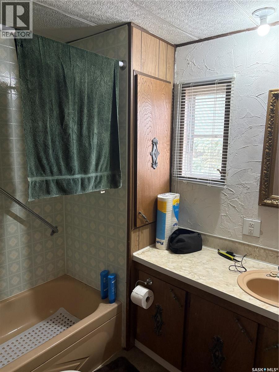 713 Mann Avenue, Radville, Saskatchewan  S0C 2G0 - Photo 12 - SK031439
