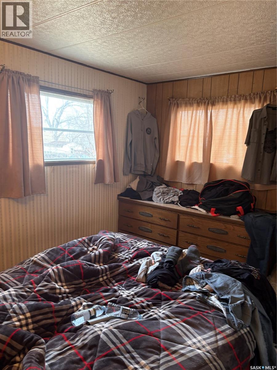 713 Mann Avenue, Radville, Saskatchewan  S0C 2G0 - Photo 14 - SK031439