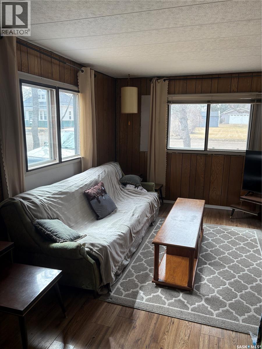 713 Mann Avenue, Radville, Saskatchewan  S0C 2G0 - Photo 6 - SK031439