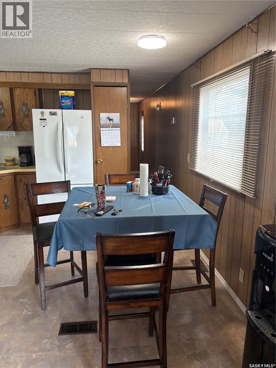 713 Mann Avenue, Radville, Saskatchewan  S0C 2G0 - Photo 7 - SK031439