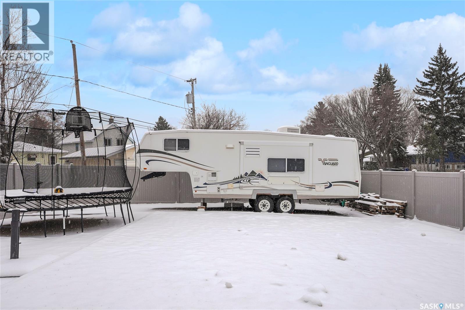 60 Empress Drive, Regina, Saskatchewan  S4T 6M5 - Photo 36 - SK031428