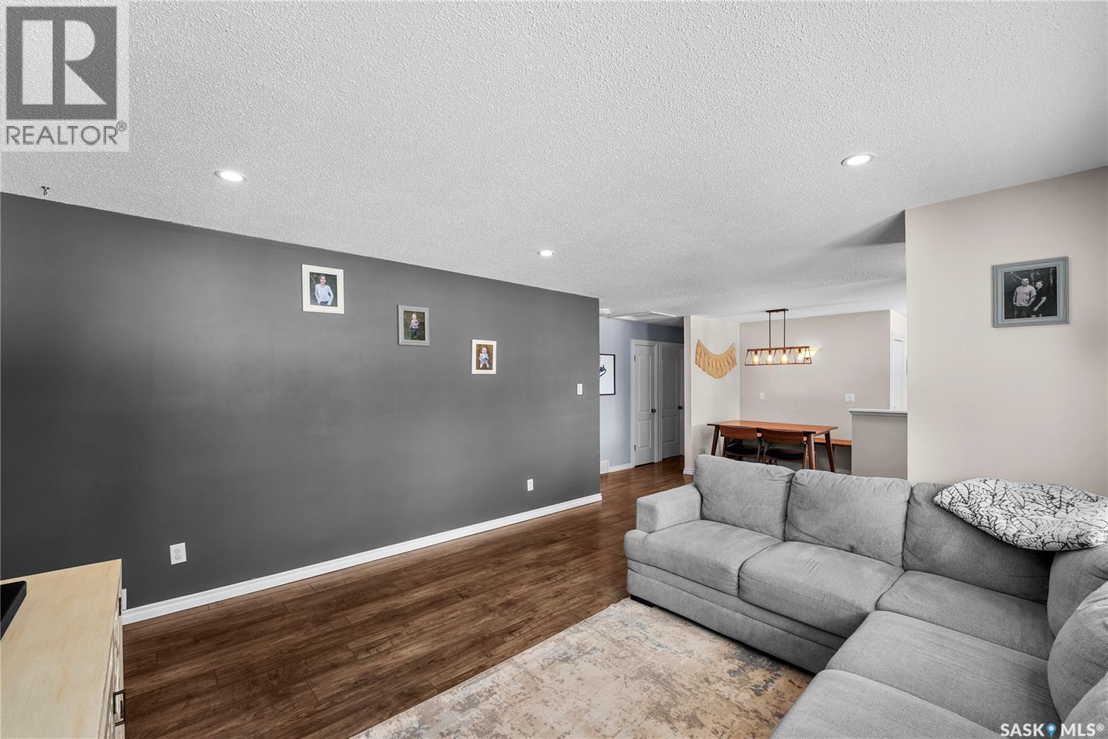 60 Empress Drive, Regina, Saskatchewan  S4T 6M5 - Photo 8 - SK031428