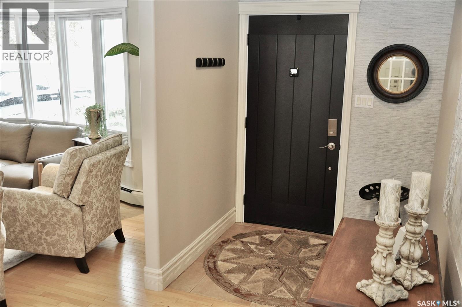 3606 Balfour Court, Saskatoon, Saskatchewan  S7H 4B2 - Photo 3 - SK031411