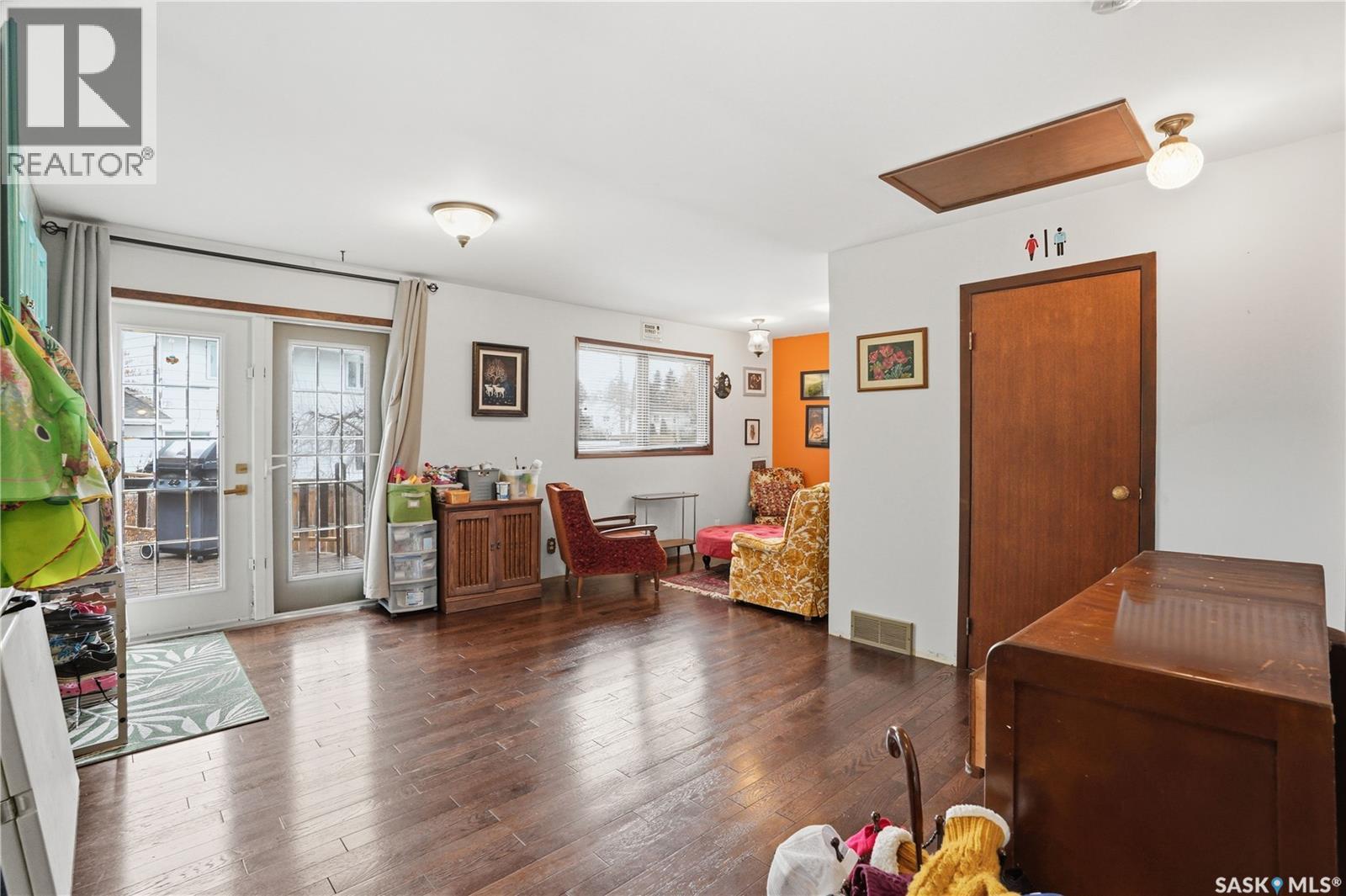 119 Yukon Court, Saskatoon, Saskatchewan  S7K 4G4 - Photo 2 - SK031372