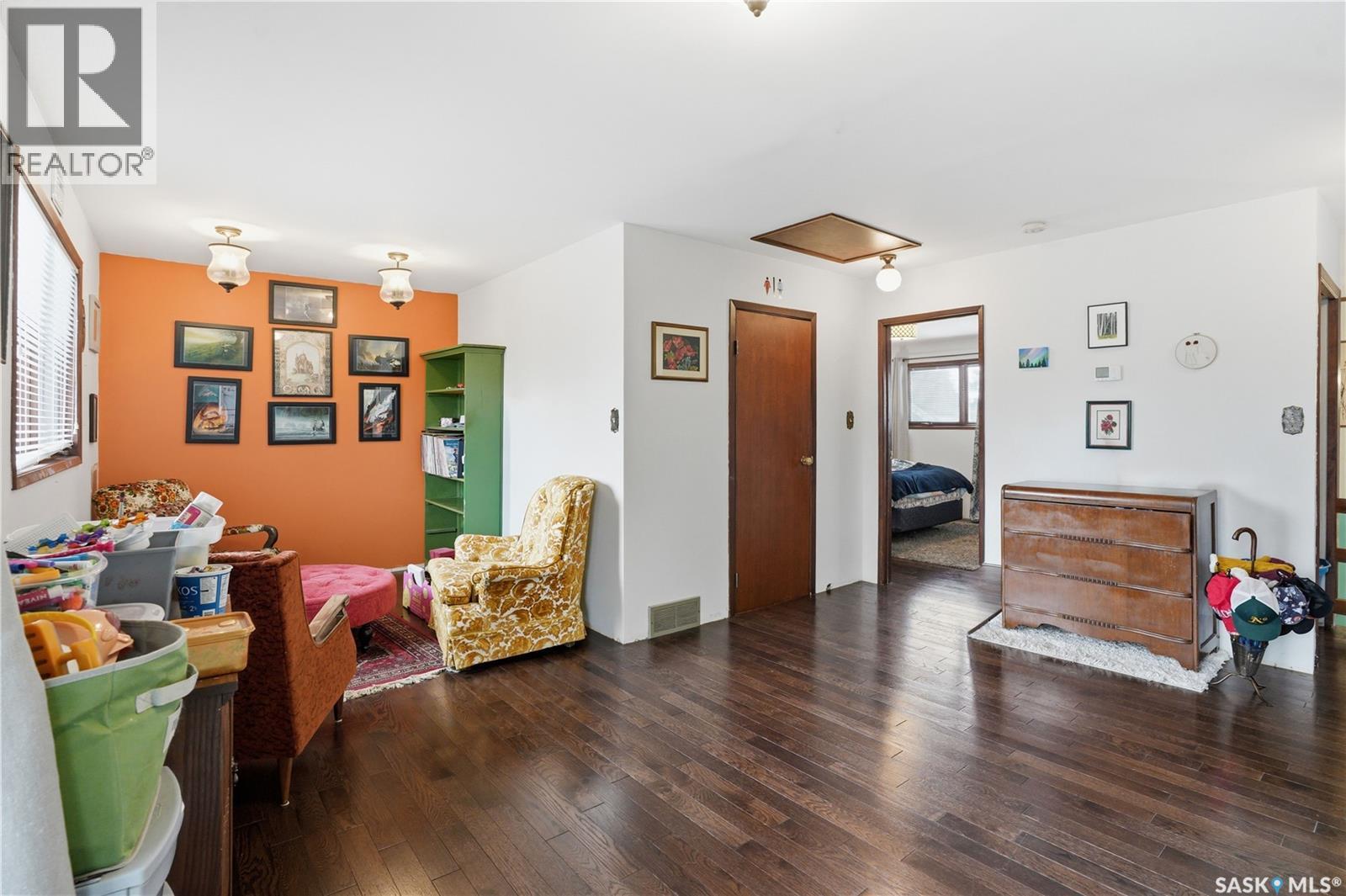 119 Yukon Court, Saskatoon, Saskatchewan  S7K 4G4 - Photo 3 - SK031372