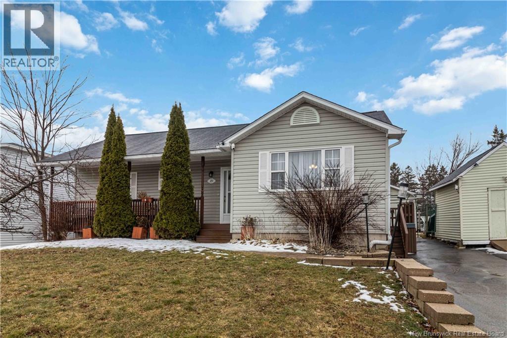 29 Chatham Avenue, Oromocto, New Brunswick  E2V 4N7 - Photo 1 - NB135849