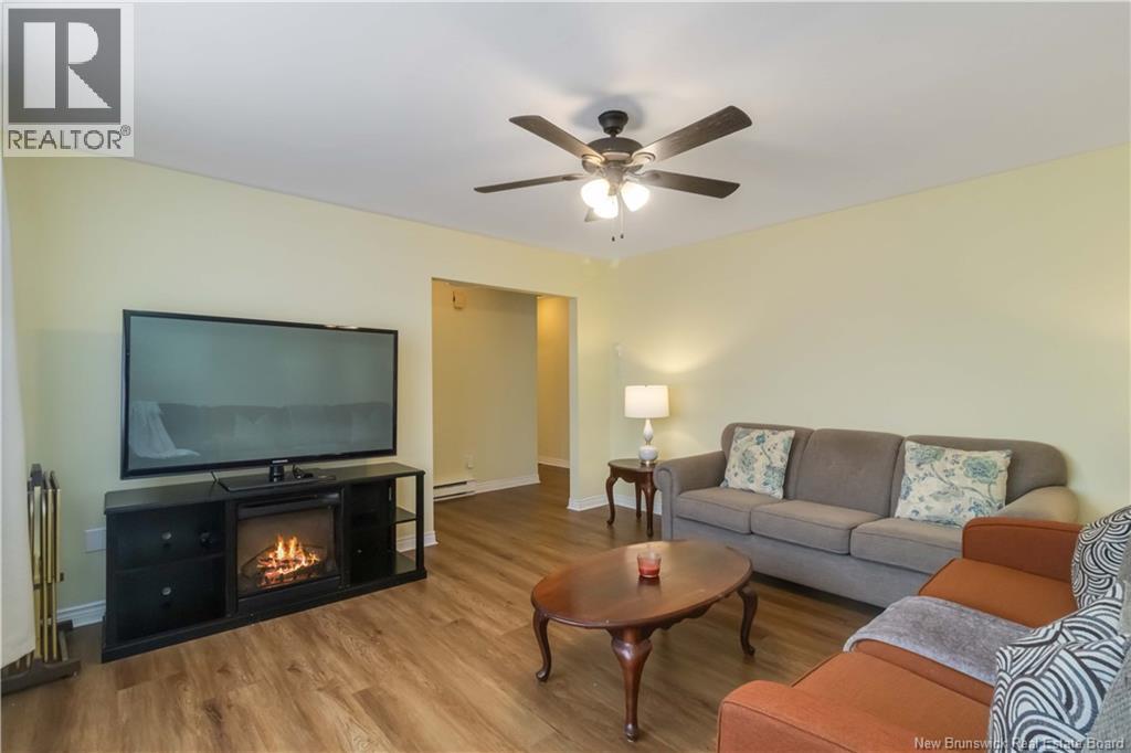 29 Chatham Avenue, Oromocto, New Brunswick  E2V 4N7 - Photo 8 - NB135849