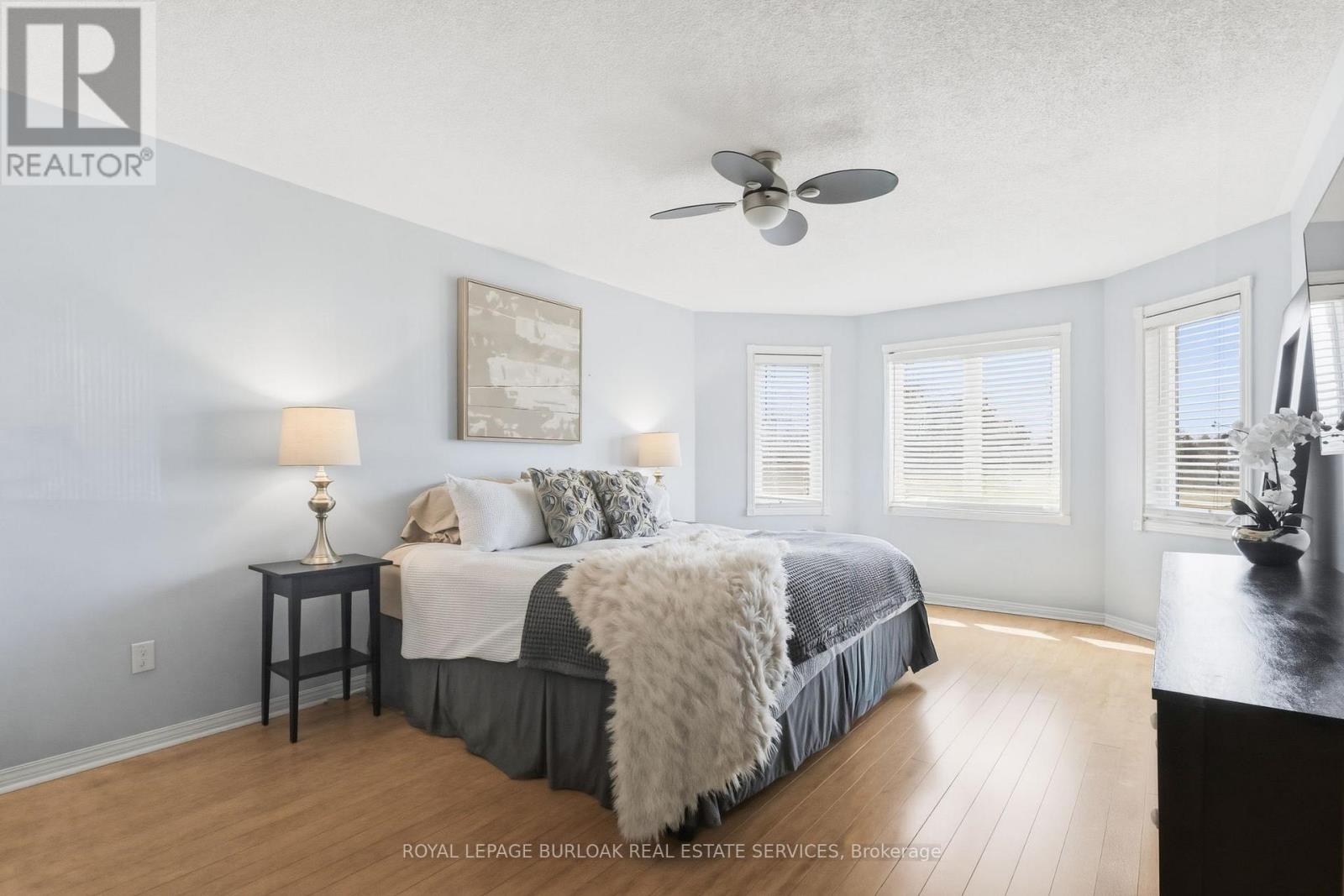 2223 Headon Road, Burlington, Ontario  L7M 3W7 - Photo 21 - W12928058