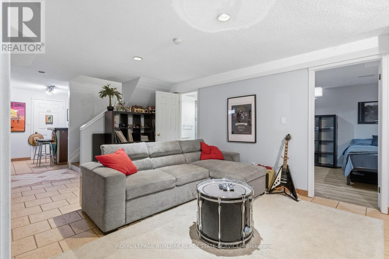 2223 Headon Road, Burlington, Ontario  L7M 3W7 - Photo 32 - W12928058