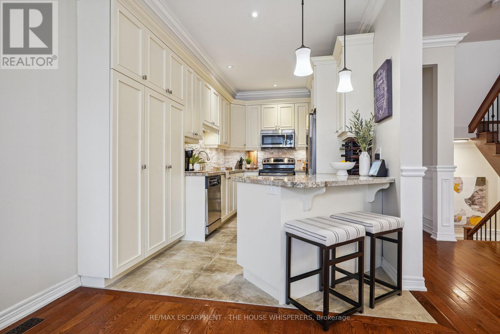 29 - 181 Plains Road W, Burlington, Ontario  L7T 0B1 - Photo 16 - W12899486