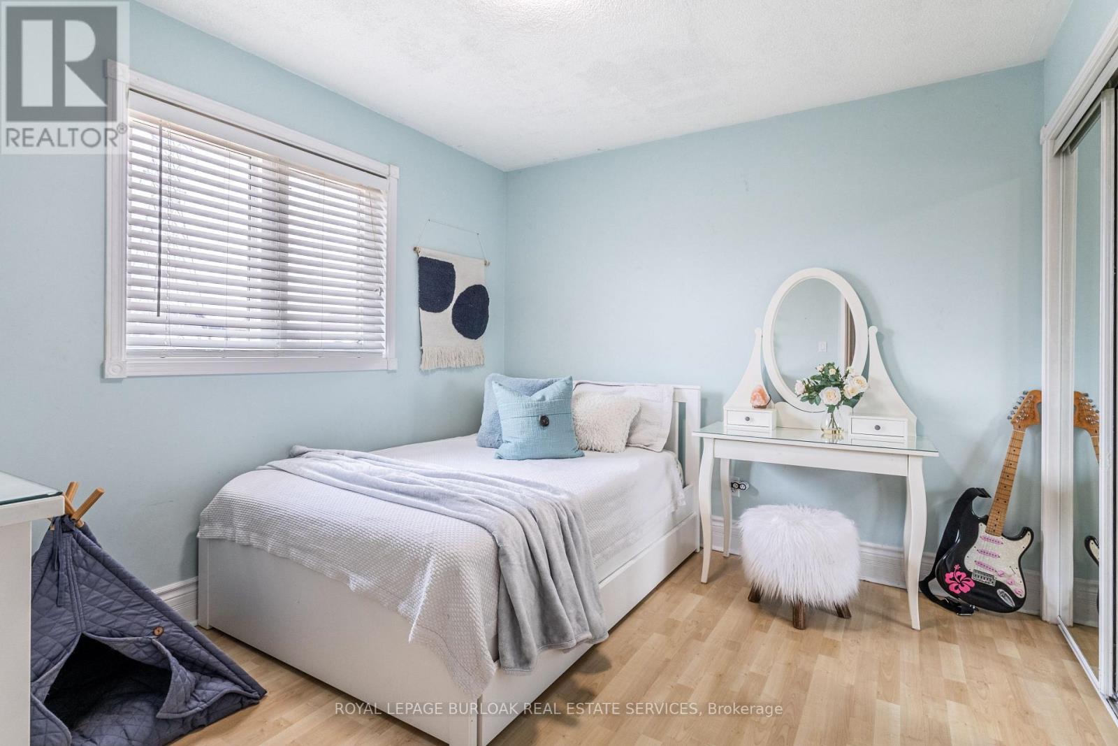 2223 Headon Road, Burlington, Ontario  L7M 3W7 - Photo 20 - W12928058