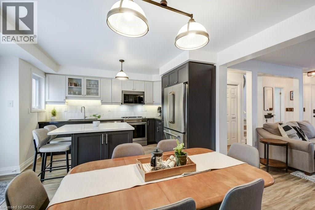 4 Harnesworth Crescent, Waterdown, Ontario  L8B 0J3 - Photo 12 - 40815602