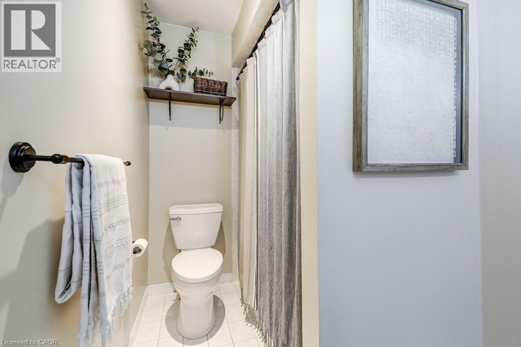 4 Harnesworth Crescent, Waterdown, Ontario  L8B 0J3 - Photo 19 - 40815602