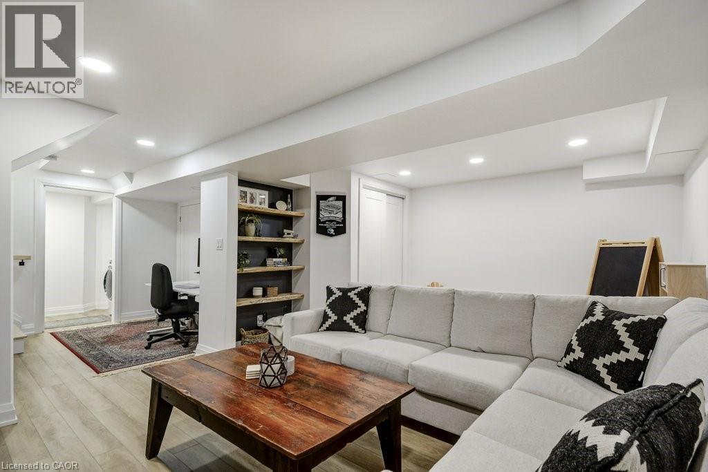 4 Harnesworth Crescent, Waterdown, Ontario  L8B 0J3 - Photo 26 - 40815602