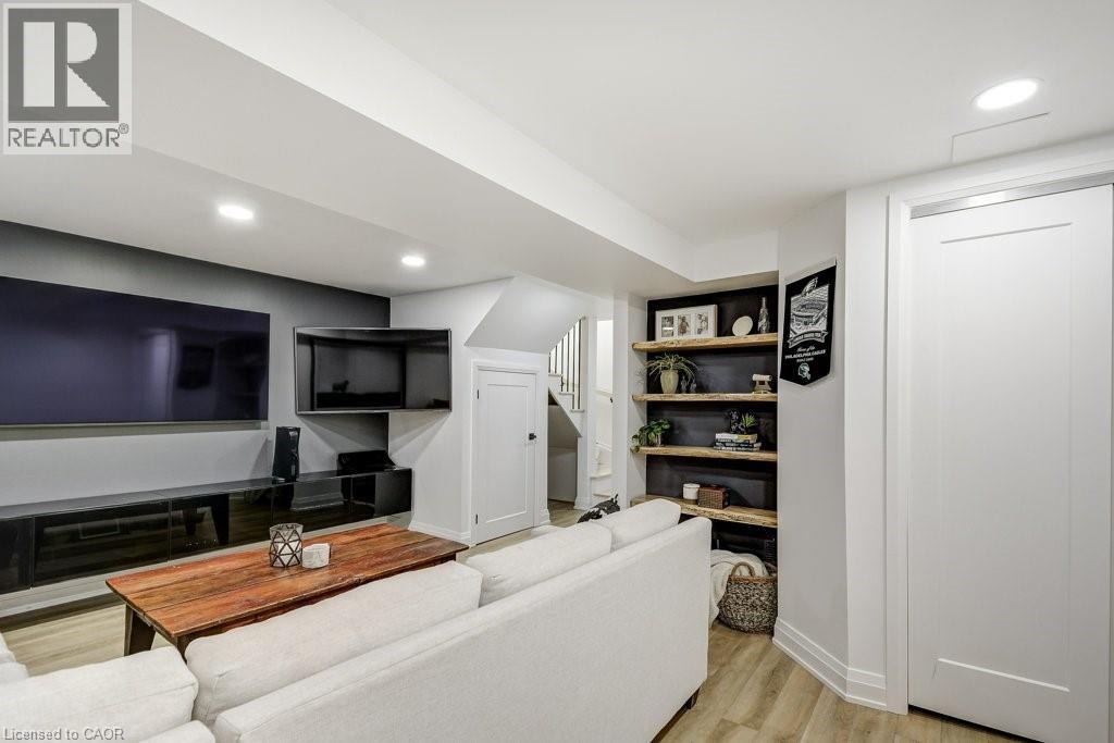 4 Harnesworth Crescent, Waterdown, Ontario  L8B 0J3 - Photo 29 - 40815602