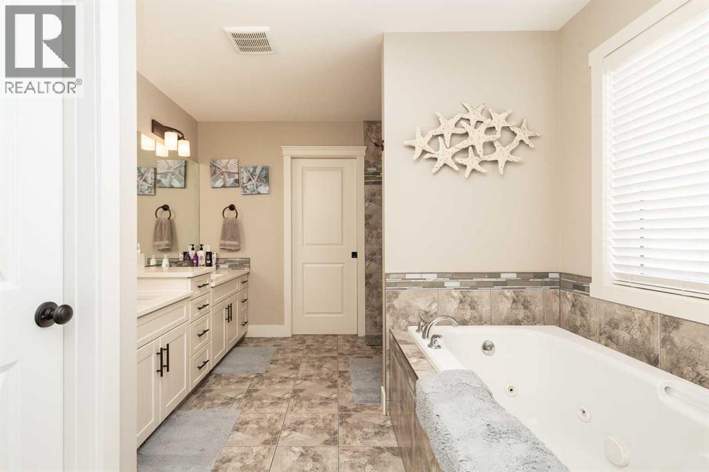 129 Sixmile Bend S, Lethbridge, Alberta  T1K 8E3 - Photo 21 - A2296331