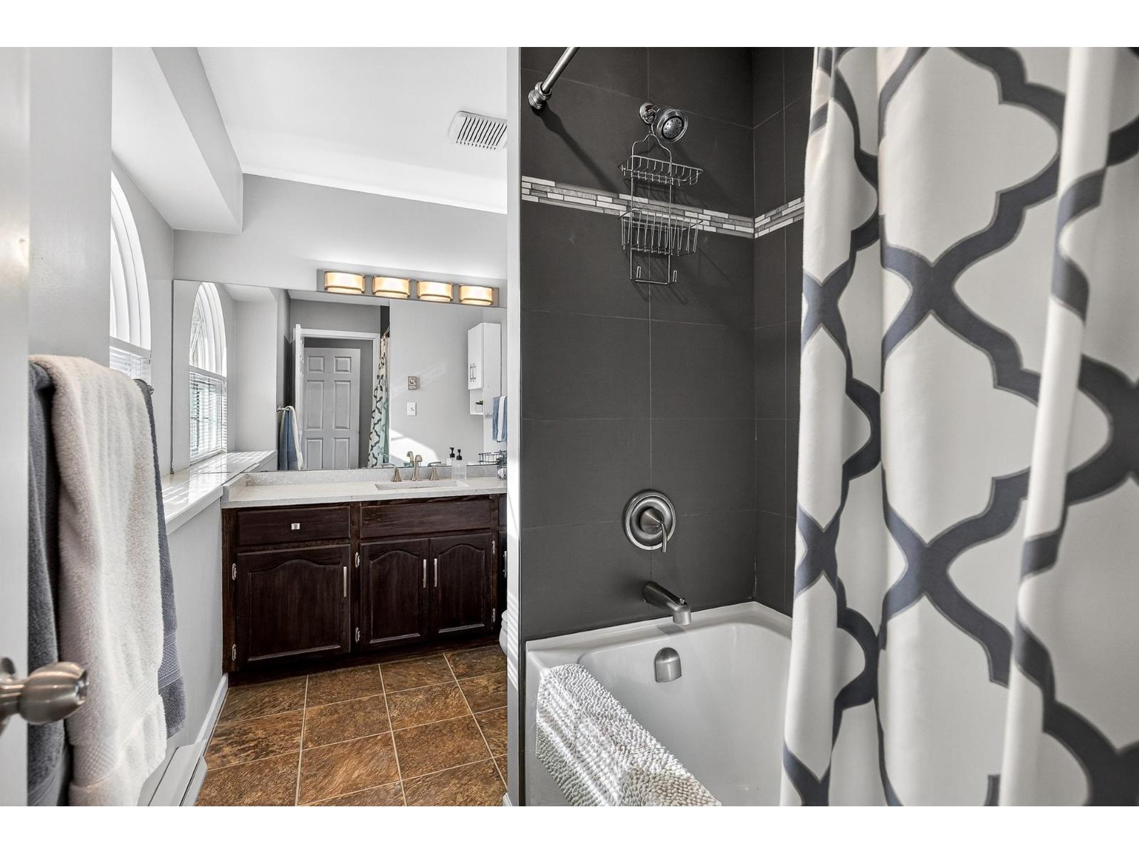 4851 208a Street, Langley, British Columbia  V3A 5X9 - Photo 31 - R3097531