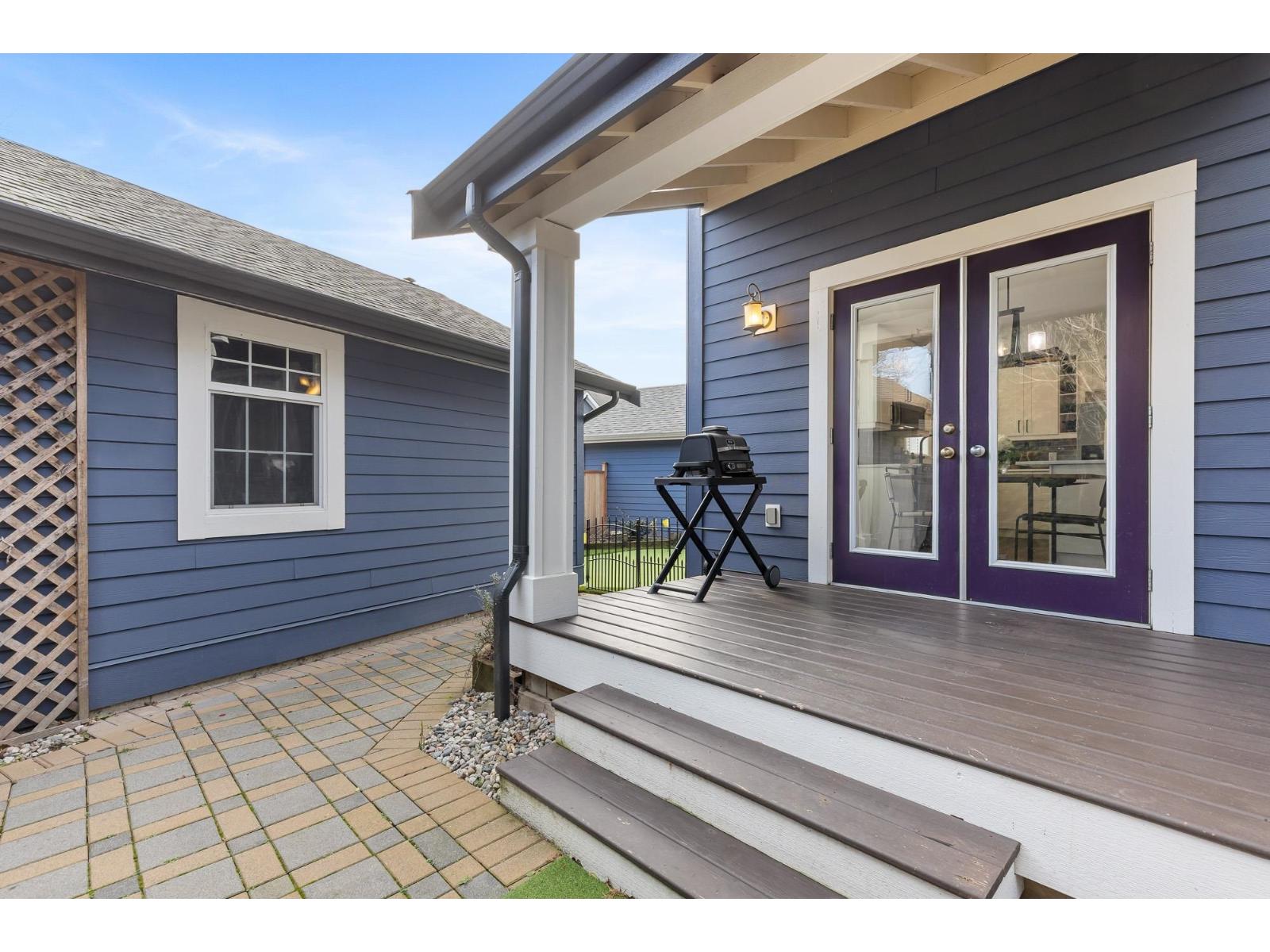 5870 Cheamview Crescent, Garrison Crossing, Chilliwack, British Columbia  V2R 5X7 - Photo 36 - R3082287