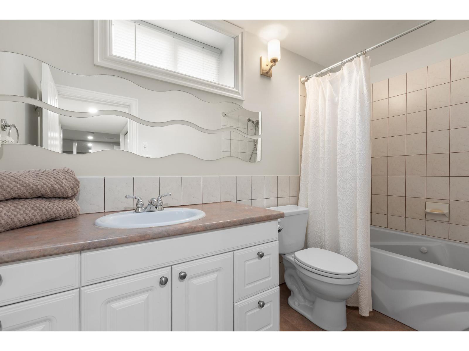 5870 Cheamview Crescent, Garrison Crossing, Chilliwack, British Columbia  V2R 5X7 - Photo 33 - R3082287